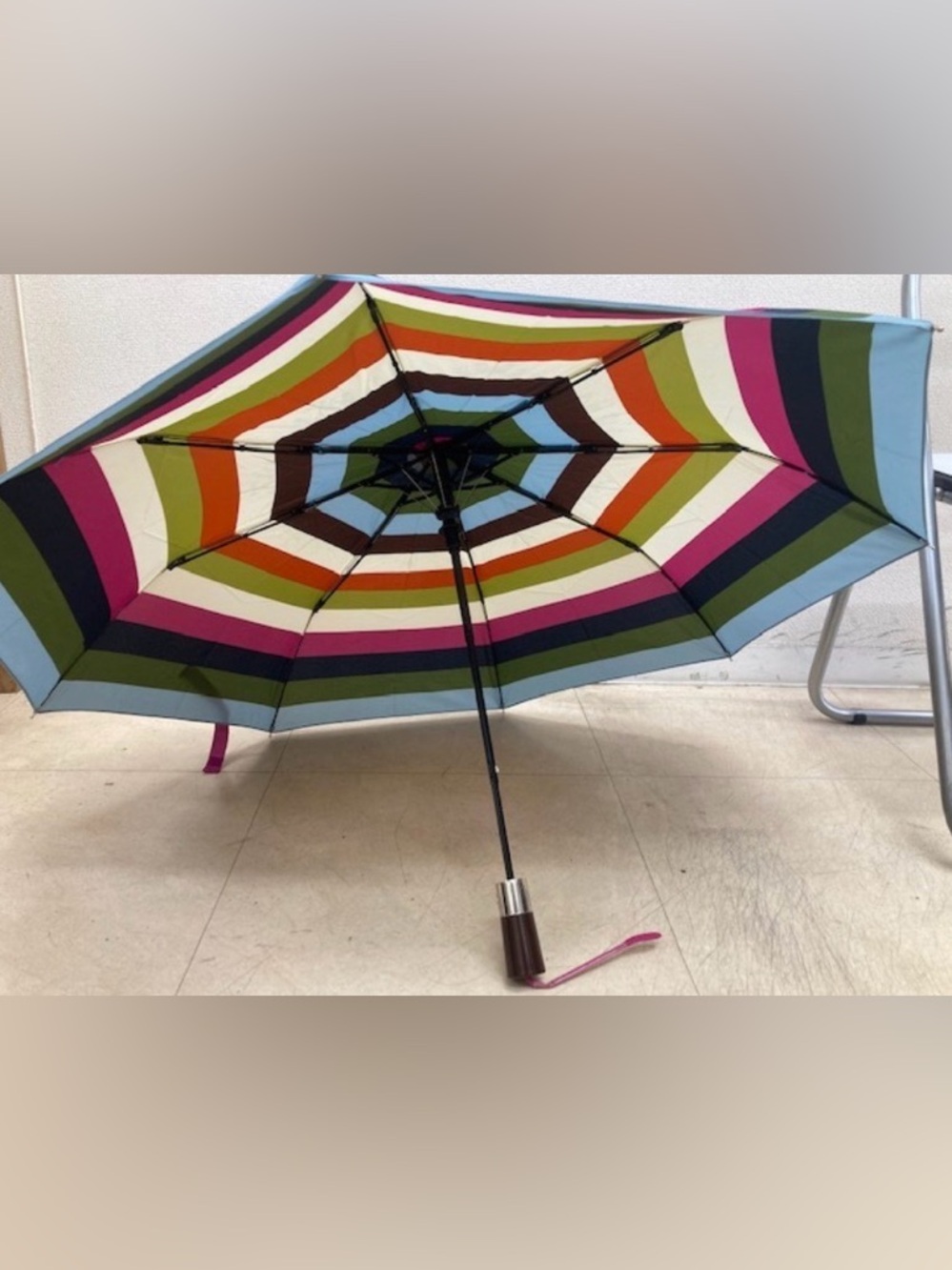 Coach Legacy Umbrella EUC - Picture 5 of 5
